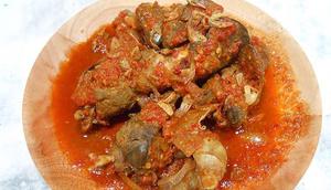 Sepiring ati ampela pedas manis. (Liputan6.com/IG/foodrecipely)