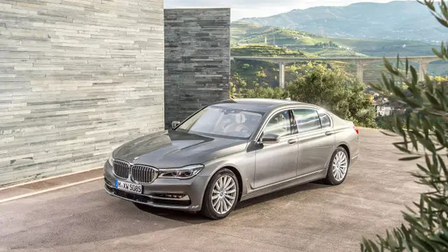 All New BMW 7 Series Lakoni Debut, Paling Murah Rp 2 Miliar