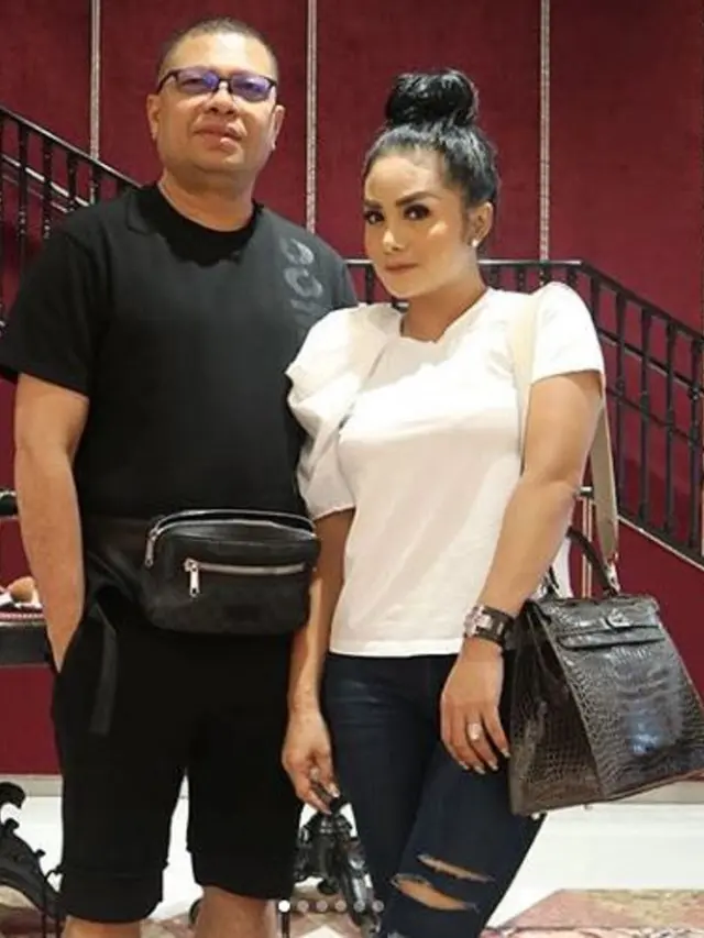 [Bintang] Krisdayanti dan Raul Lemos