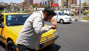 Media setempat melaporkan, pihak berwenang Iran mengimbau warga untuk membatasi konsumsi air. (Foto oleh AFP)