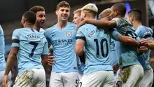 Selebrasi gol yang dicetak Sergio Aguero pada laga lanjutan Premier League yang berlangsung di stadion Etihad, Manchester, Minggu (10/2). Manchester City menang 6-0 atas Chelsea. (AFP/Oli Scarff)