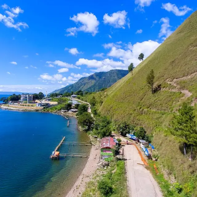Pantai Paropo