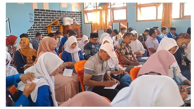 8 Potret Haru Acara Parenting Day di SMA Ponorogo, Pihak Sekolah Tuai Apresiasi