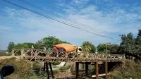 Jembatan Seharga Rp 6 Miliar itu Kerap Makan Korban. (Liputan6.com/Fauzan).