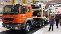PT Krama Yudha Tiga Berlian Motors (KTB) memperkenalkan dua varian baru tractor head di kelas heavy duty truck 