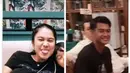 Foto yang memperlihatkan Arhan dan Azizah sama-sama pakai baju hitam ini bikin warganet baper. Menurut warganet, keduanya sama-sama suka pakai outfit hitam. Kecocokan inilah yang membuat mereka makin disebut kompak oleh warganet. (Liputan6.com/TikTok/abcdine)