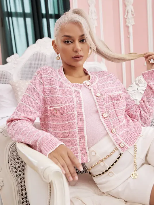 Siluet klasik diperbarui dengan warna-warna ikonis dan detail mencolok, dirancang untuk mengajak semua Pomelo Girls untuk mewujudkan mimpi mereka dengan lebih percaya diri dan berani. Foto: Document/Pomelo.