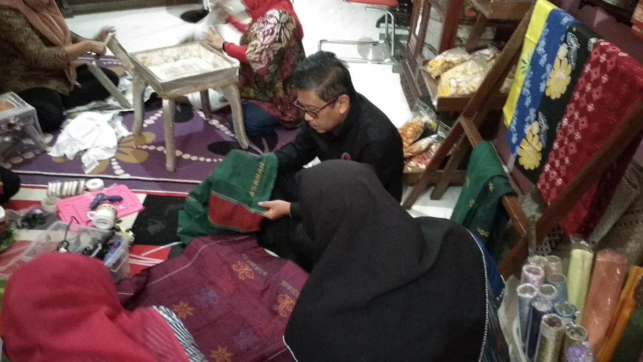 Sekjen PDIP berkunjung ke UMKM di Asahan (Istimewa)