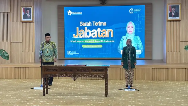 Serah terima jabatan Wakil Menteri Koperasi