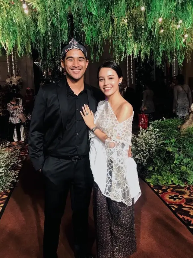 Potret Omar Armandiego Soeharto dan Anggika Bolsterli (Sumber: Instagram/omararmandiego)