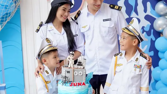7 Potret Ulang Tahun Arjuna, Putra Titi Kamal dan Christian Sugiono dengan Tema Pelaut