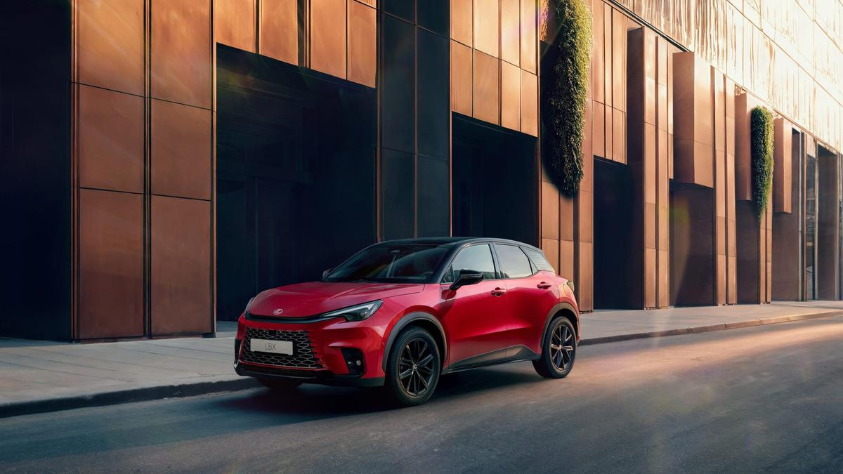 Lexus LBX Vibrant Edition Tampil Eksklusif, Ini yang Disuguhkan