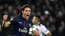 Paris Saint-Germain gagal mejadi juara Grup A Liga Champions setelah ditahan imbang Ludogorets, 2-2, di Stadion Parc des Princes, Paris, Selasa (6/12/2016). Edinson Cavani cetak gol pertama PSG. (AFP/Miguel Medina)