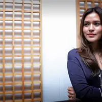 Istri Hamish Daud itu akan membuat panggungnya seperti mini konser. Banyak lagu akan dibawakan oleh penyanyi solo itu sampai lagu dari album teranyarnya, Handmade. (Deki Prayoga/Bintang.com)