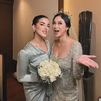 Tampilan Tasya Farasya saat Jadi Bridesmaid. [@tasyafarasya]