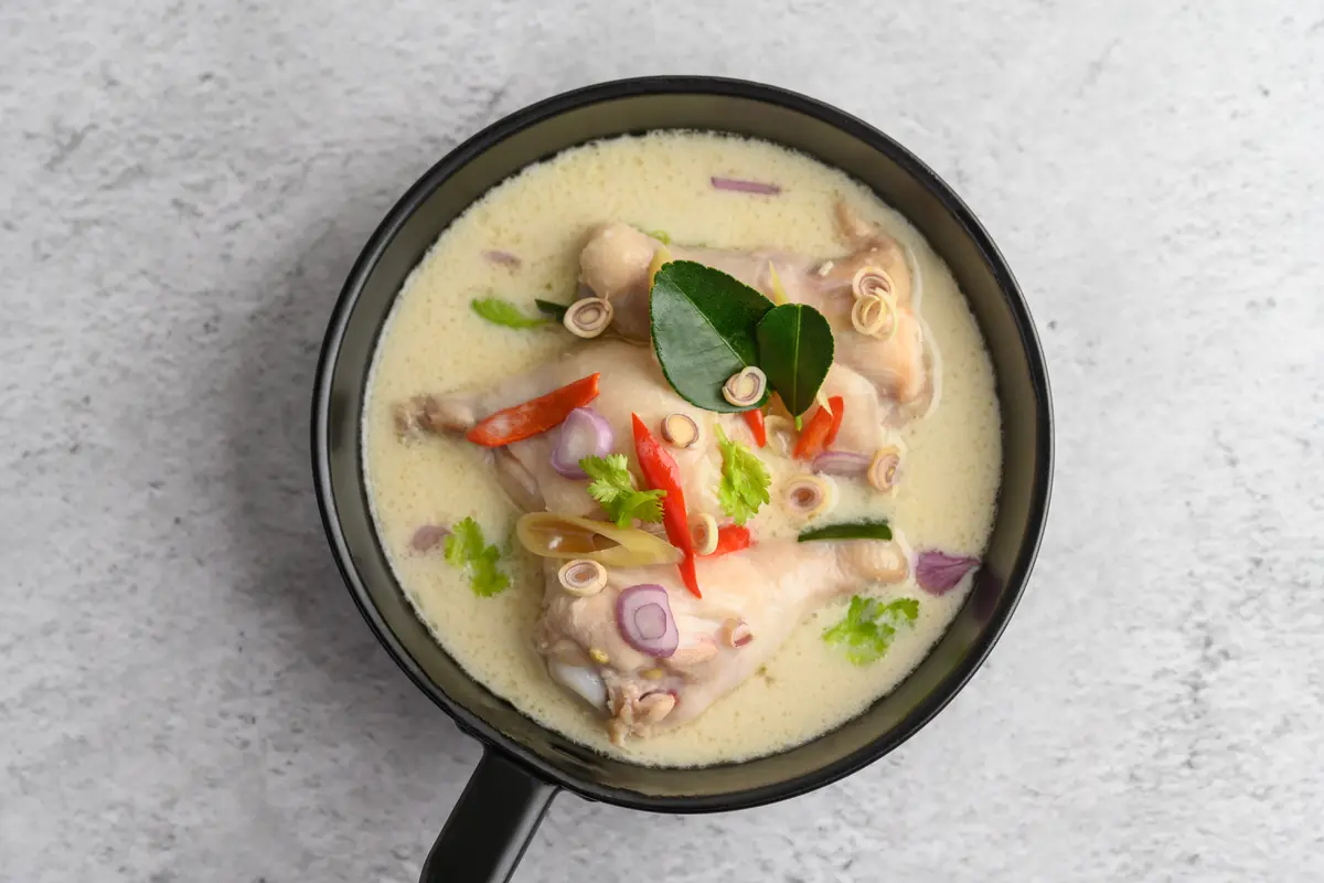 gulai ayam putih