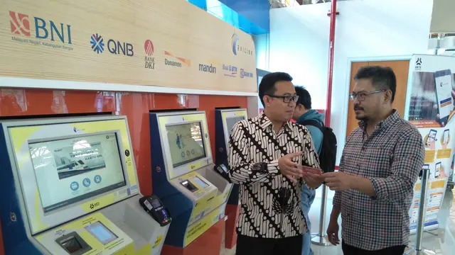 Bos Railink Perkenalkan Perfeq Rider kepada CEO KLY