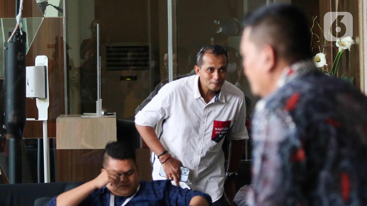 Wamenkumham Edward Omar Sharif Hiariej Sambangi KPK terkait Klarifikasi Dugaan Gratifikasi Rp 7 Miliar