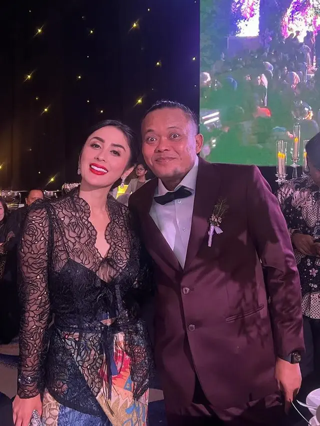 Gaya Musisi Lintas Generasi hingga Genre Musik Hadir di Pernikahan Mahalini-Rizky Febian