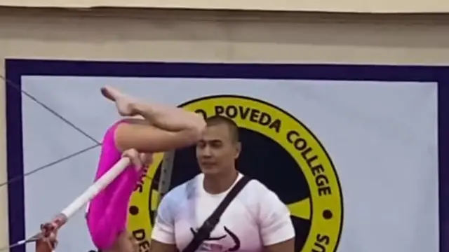 7 Potret Salma Jihane Anak Rio Dewanto dan Atiqah Hasiholan Ikut Kejuaraan Gymnastic di Bangkok