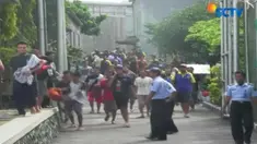 Jangan heboh dulu, ini merupakan skenario simulasi bencana Merapi yang digelar Pihak Lapas Narkotika Kelas 2A Yogyakarta.