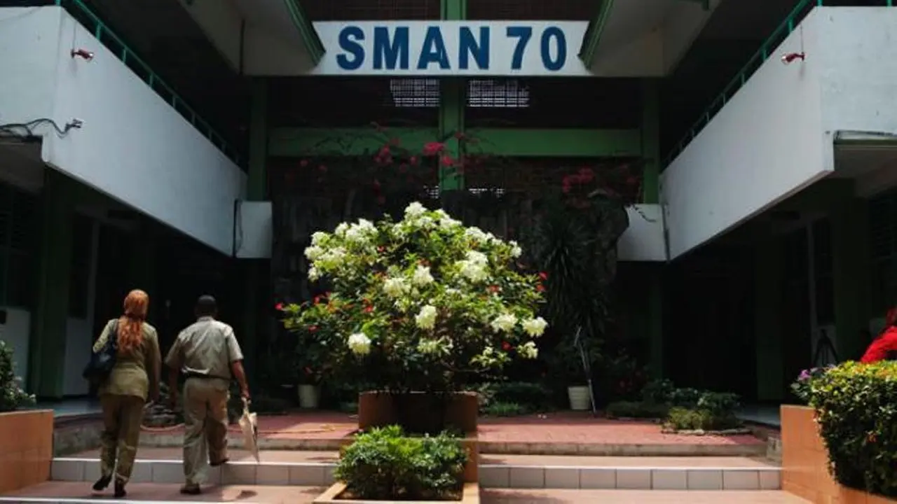 Tempat Foto yang Jadi Andalan Anak SMA 70 Jakarta