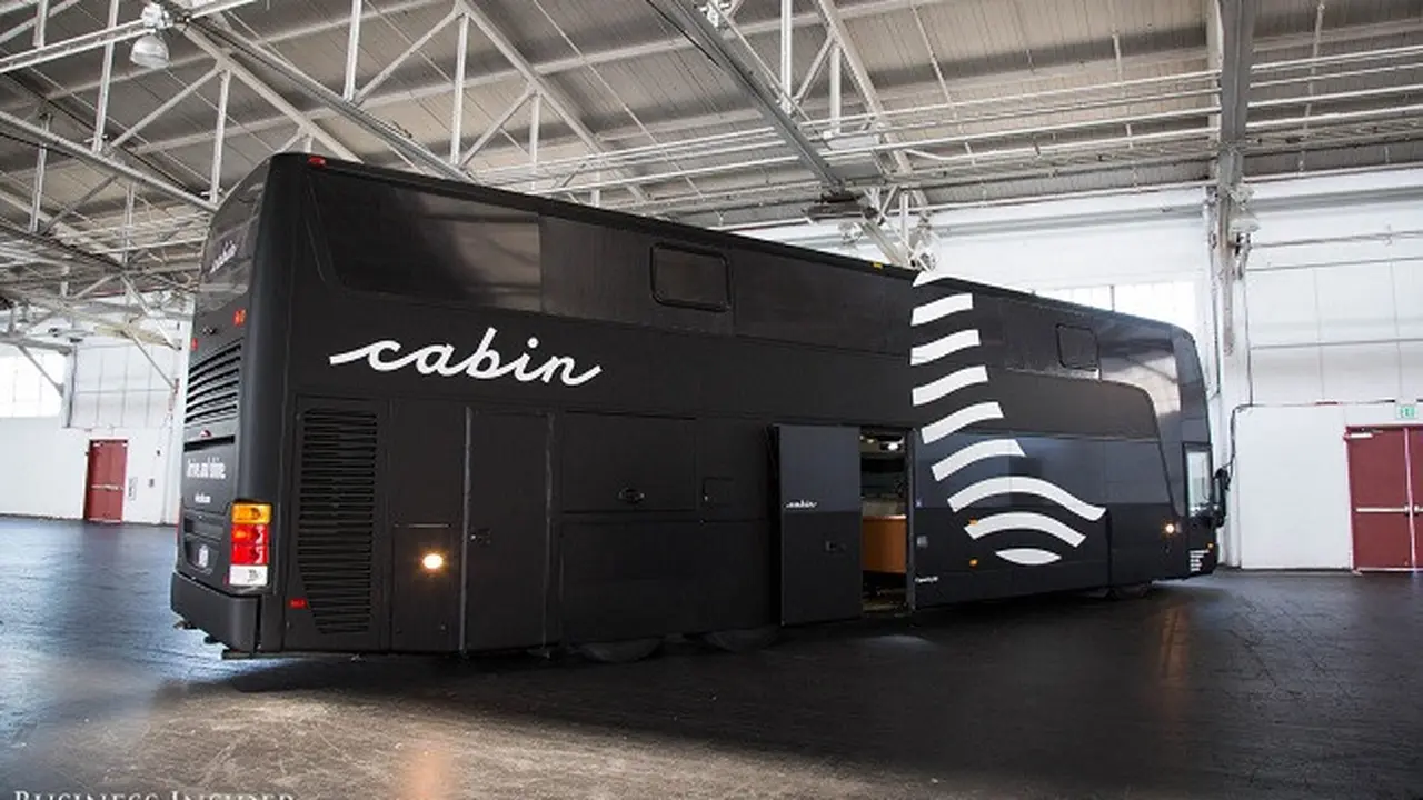 Bus mewah cabin
