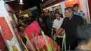 Bersama Wakil Presiden Boediono, Presiden SBY berkesempatan berkeliling dan melihat-lihat stand pembangunan daerah yang dipamerkan saat pelaksanaan Musrenbangnas 2014 di Bidakara, Jakarta (Liputan6.com/Herman Zakharia)