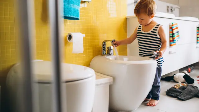 Hindari Memulai Toilet Training saat Anak Mengalami Perubahan Besar
