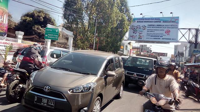 Hari Pertama Sekolah