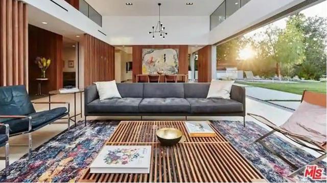 Priyanka Chopra dan Nick Jonas