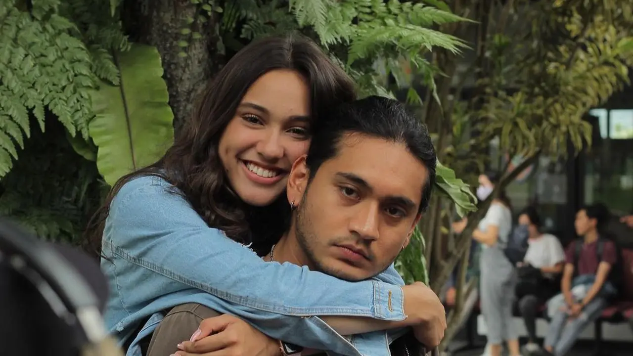 Kedekatan Giorgino Abraham dan Yasmin Napper dikabarkan berpacaran