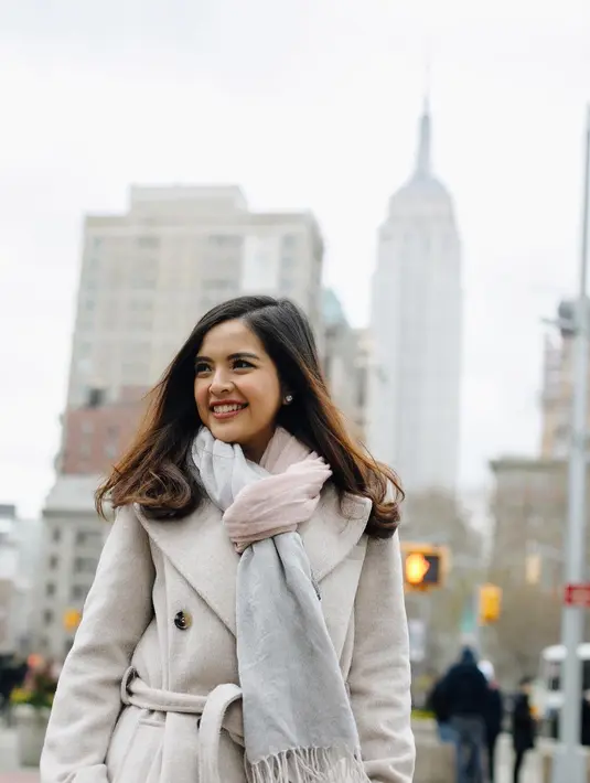 Sebelum memutuskan untuk menempuh pendidikan di Amerika, Tasya merupakan lulus S1 jurusan Akutansi, Falkutas Ekonomi dan BisnisUniversitas Indonesia. (Foto: instagram.com/tasyakamila)