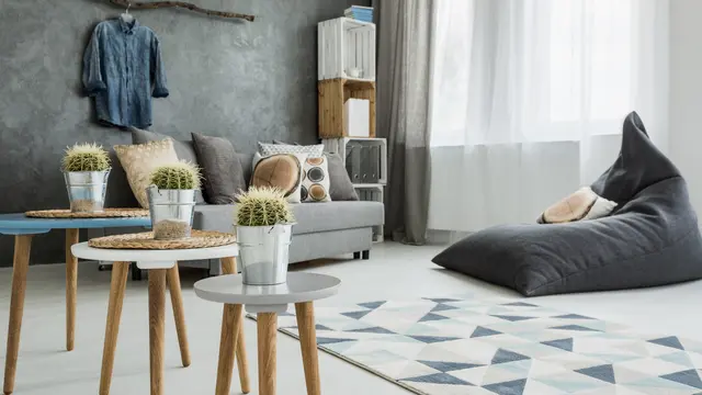 Kangen Nonton Bioskop Saat Harus #DiRumahAja? Bikin Bioskop Mini Yuk!