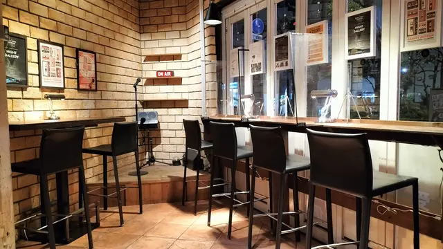 Unik! Kafe di Jepang Ini Hanya Melayani Pelanggan yang Dikejar Deadline