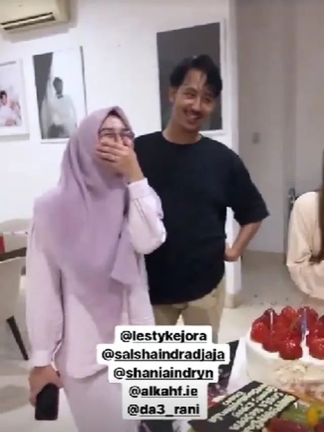 6 Momen Ulang Tahun Lesty Kejora ke-23, Dapat Kejutan dari Sahabat