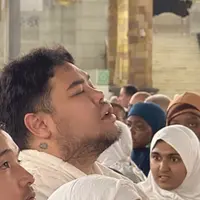 Wukuf di Arafah Hari Ini, Ivan Gunawan Minta Keselamatan dan Kesehatan