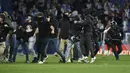 <p>Pada duel yang dimainkan di RCDE Stadium itu, Barcelona menang dengan skor 4-2. (Photo by Josep LAGO / AFP)</p>