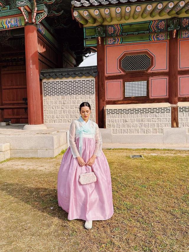 Gaya Selebritis Liburan ke Korea Selatan di Penghujung Tahun 2023