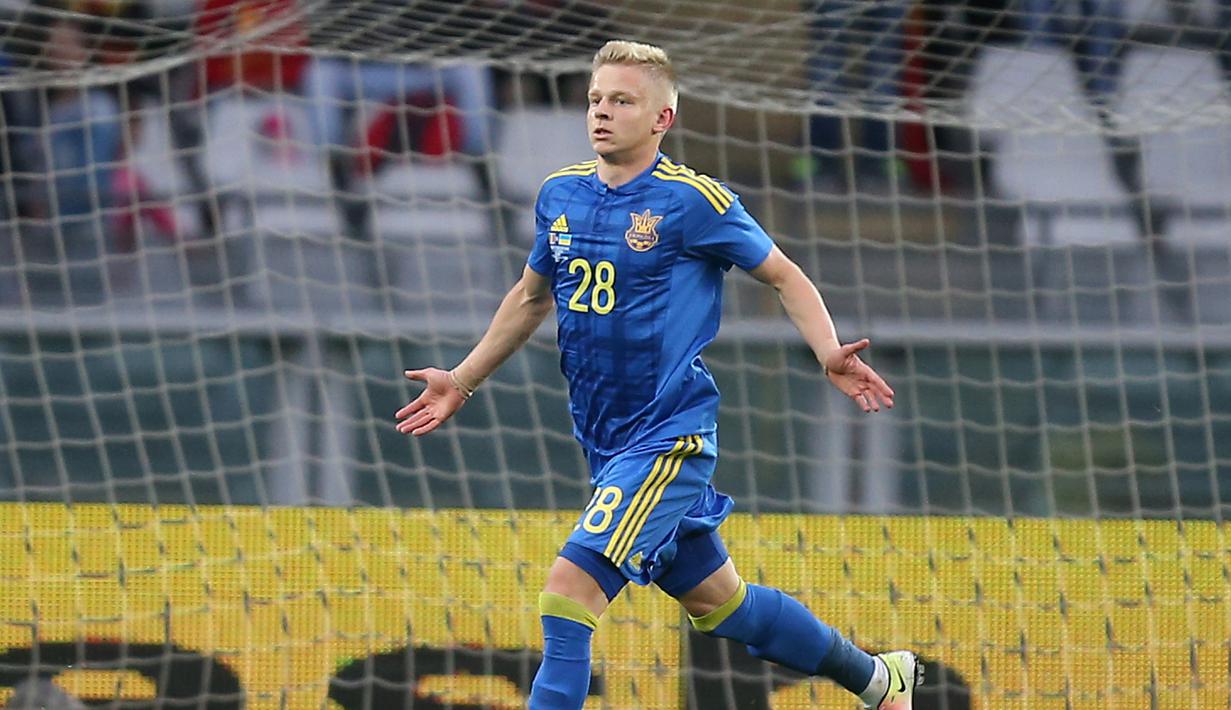 Oleksandr Zinchenko adalah produk Akademi Shakhtar yang sekarang bermain di Liga Rusia bersama FC Ufa. Zinchenko menjadi pencetak gol termuda Ukraina melewati Andriy Shevchenko. (AFP/Marco Bertorello)