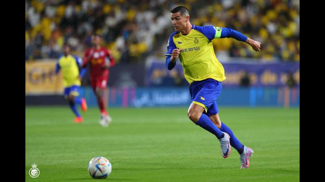 Foto: Girangnya Ronaldo setelah Mencetak Gol Cantik Melalui Tendangan Bebas dan Bantu Al-Nassr Raih Kemenangan