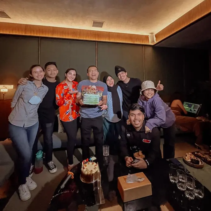 7 Momen Kejutan Ulang Tahun Anang Hermansyah ke-53, Dihadiri Orang Tersayang