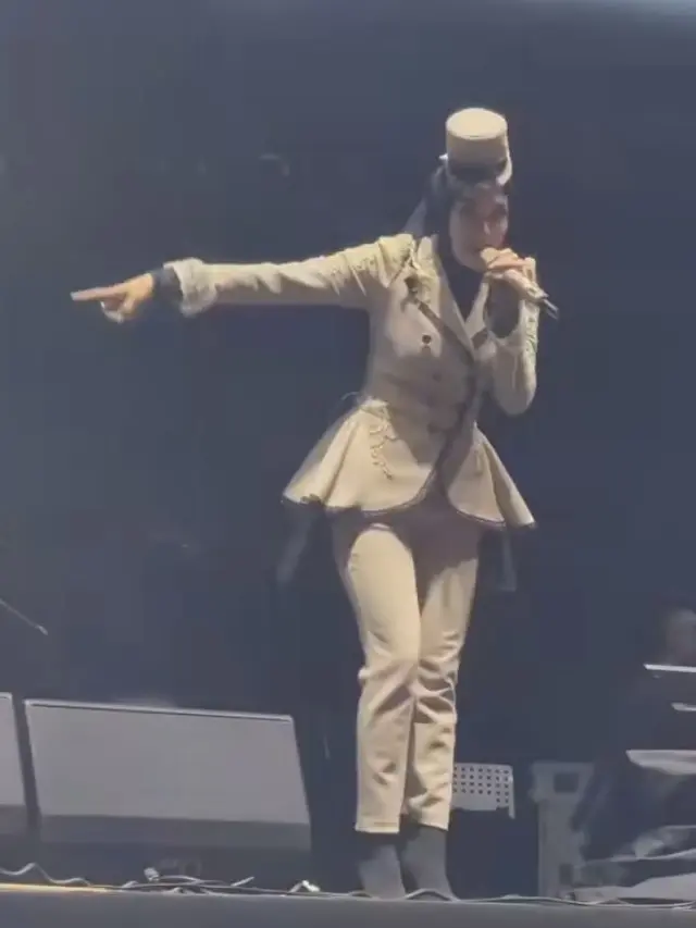 Mulan Jameela saat di Pestapora 2024. [@yasminathania]