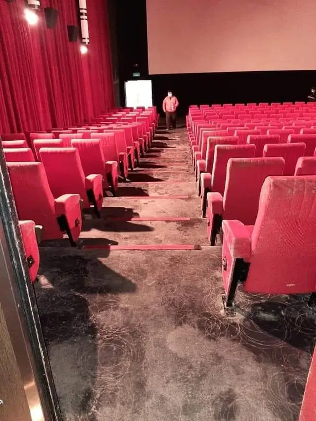 Dipenuhi Jamur, Ini 5 Potret Isi Bioskop di Malaysia Usai Lockdown Dua Bulan