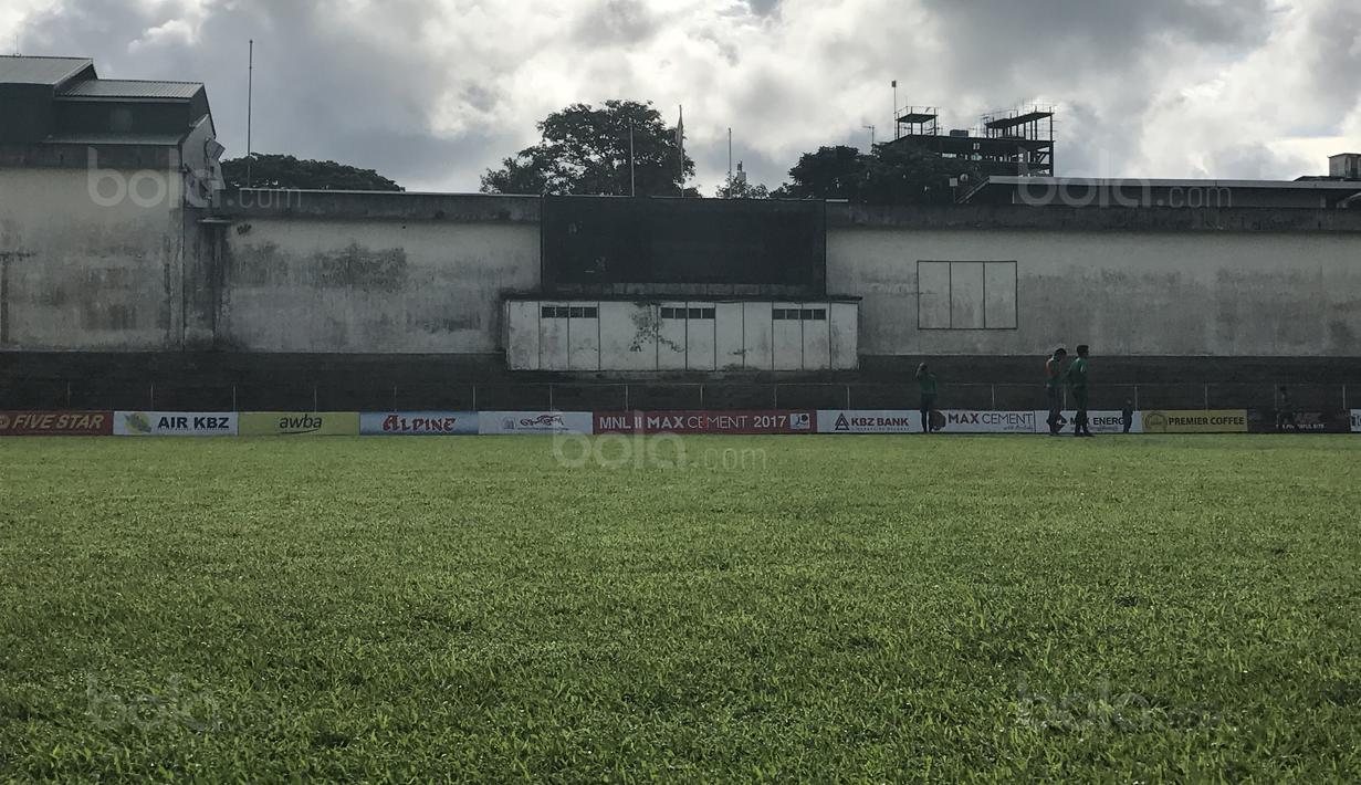 Stadion Padonmar juga digunakan untuk Liga Divisi 2 Myanmar atau MNL di Yangon, Myanmar (09/09/2017). Selama Piala AFF U-18 2017 stadion tersebut menjadi tempat berlatih Garuda Nusantara. (Bola.com/Aning Jati)