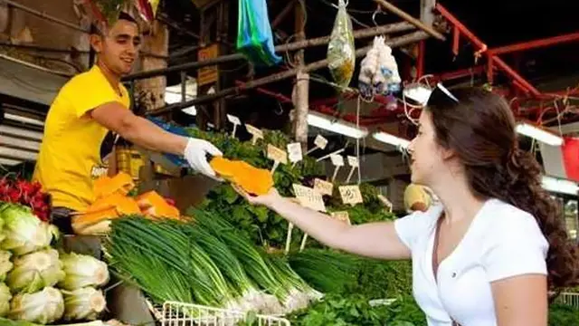 multi-pasar-makanan-terbaik-2-130924c.jp