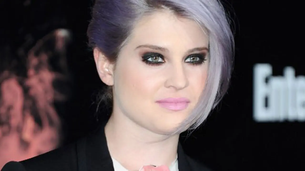 kelly-osborne-131107b.jpg