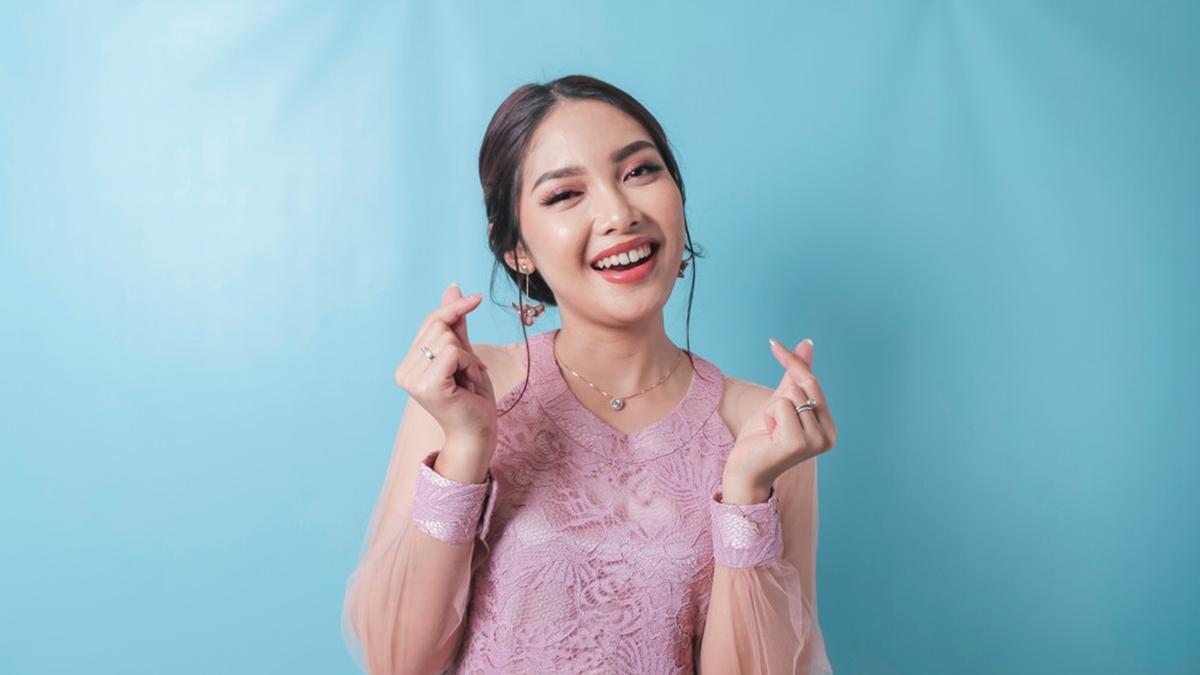 6 Inspirasi Model Kebaya Jaman Dulu untuk Hari Kartini - Fashion Fimela.com