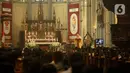 Umat Nasrani mengikuti ibadah misa Kenaikan Yesus Kristus di Gereja Katedral, Jakarta, Kamis (9/5/2024). (Liputan6.com/Herman Zakharia)