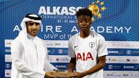Gelandang muda Tottenham Hotspur, Chukwunonso Madueke. (dok. @ALKASSIntlCup)